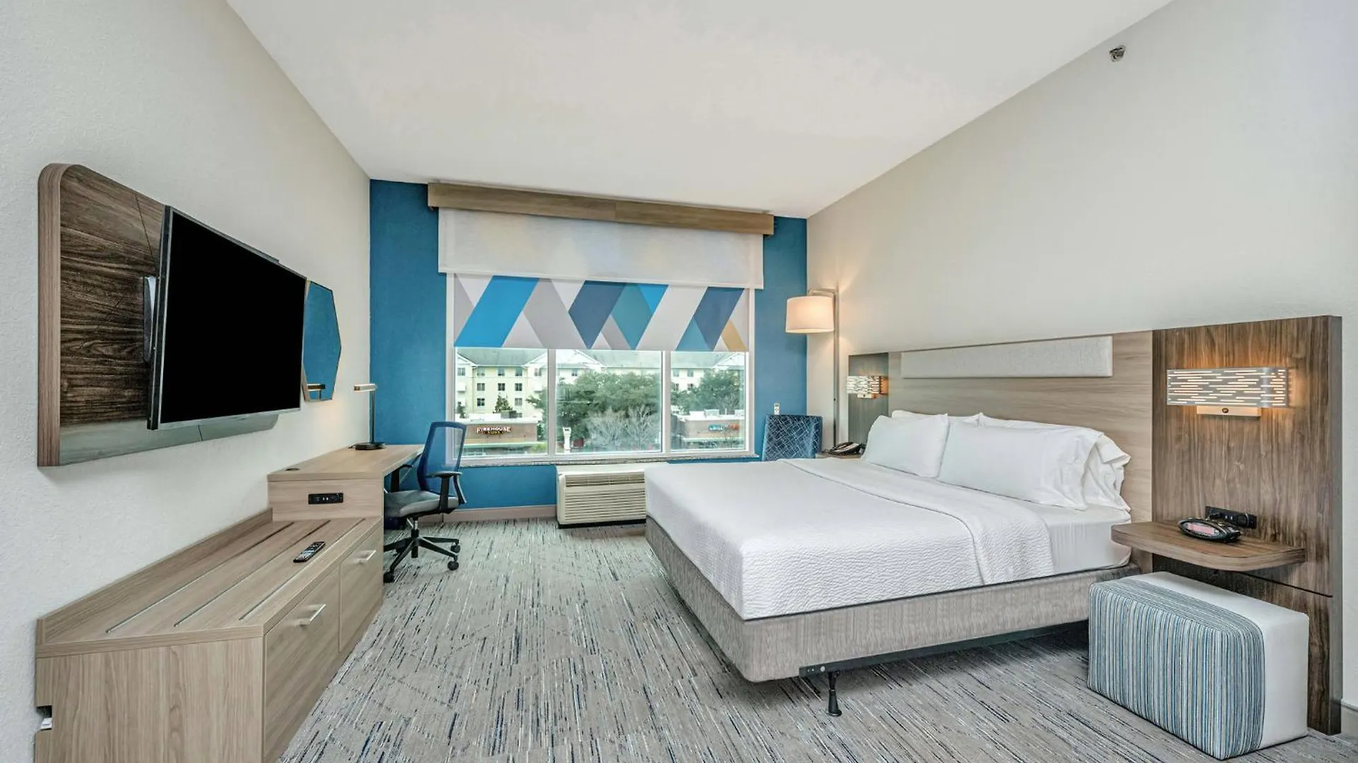 Ξενοδοχείο Express & Charleston Arpt-conv Ctr Area By Ihg 3*
