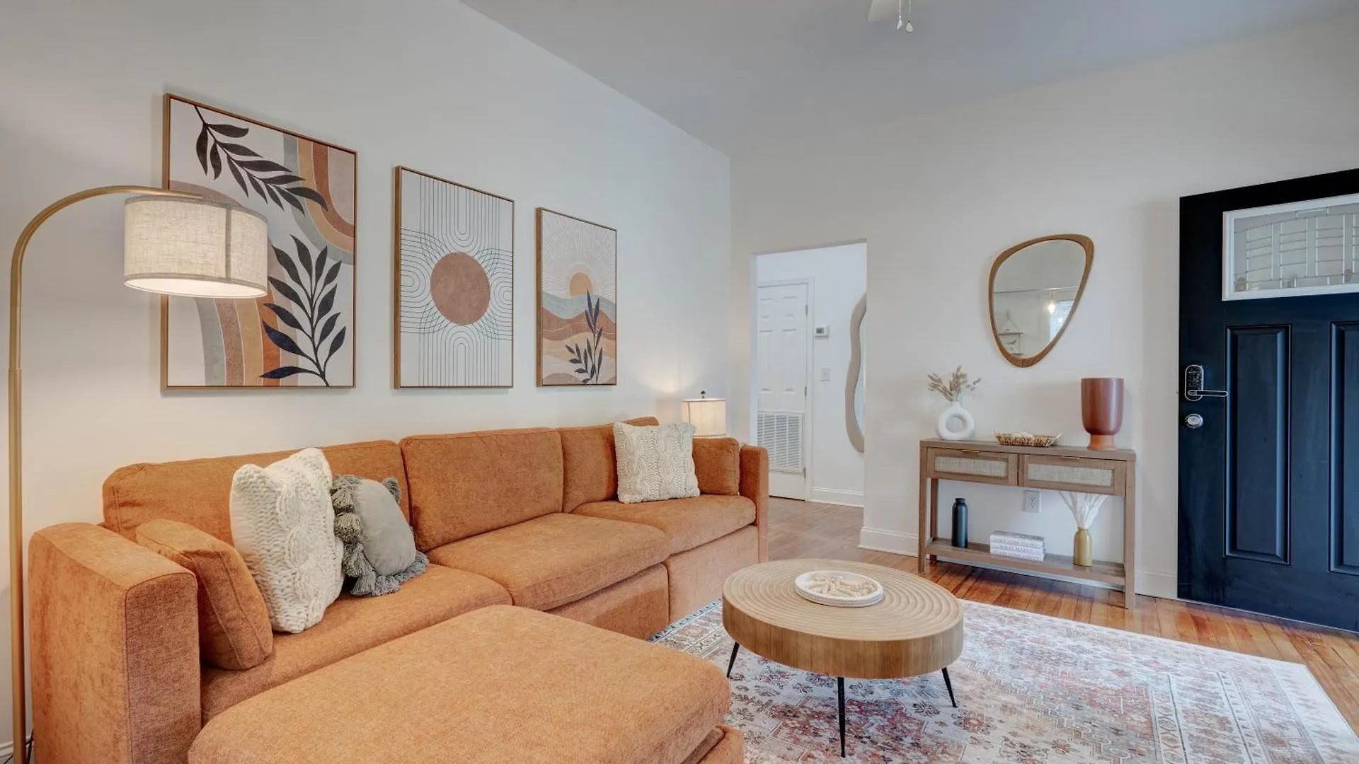Peaceful Park Circle Getaway * Charleston