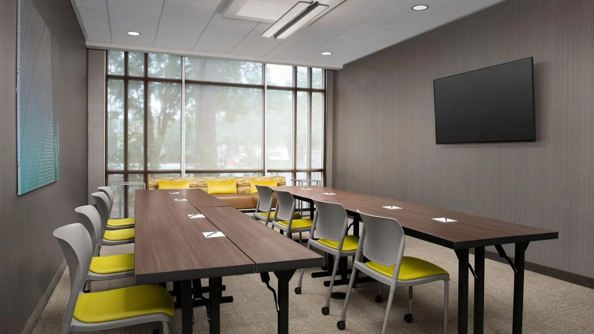Hotel Springhill By Marriott Charleston Airport & Convention Center 3*