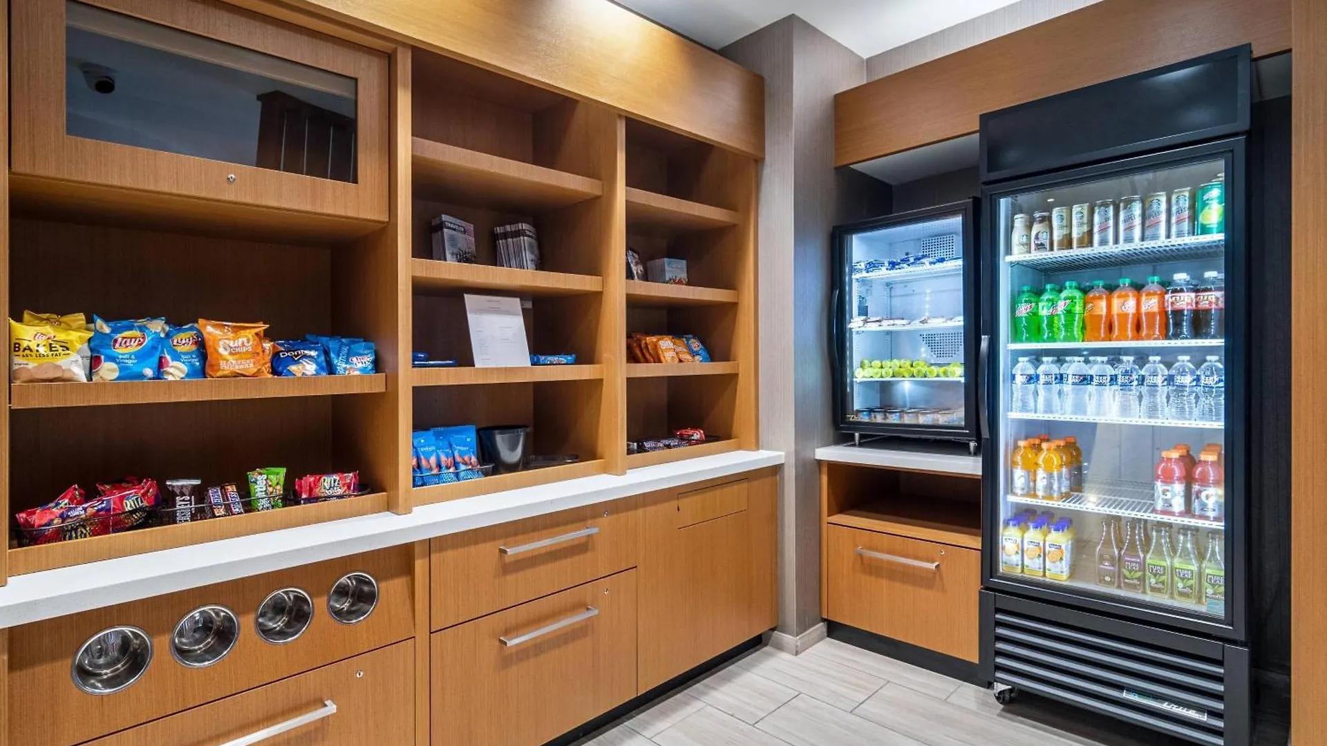 Hotel Springhill By Marriott Charleston Airport & Convention Center 3*