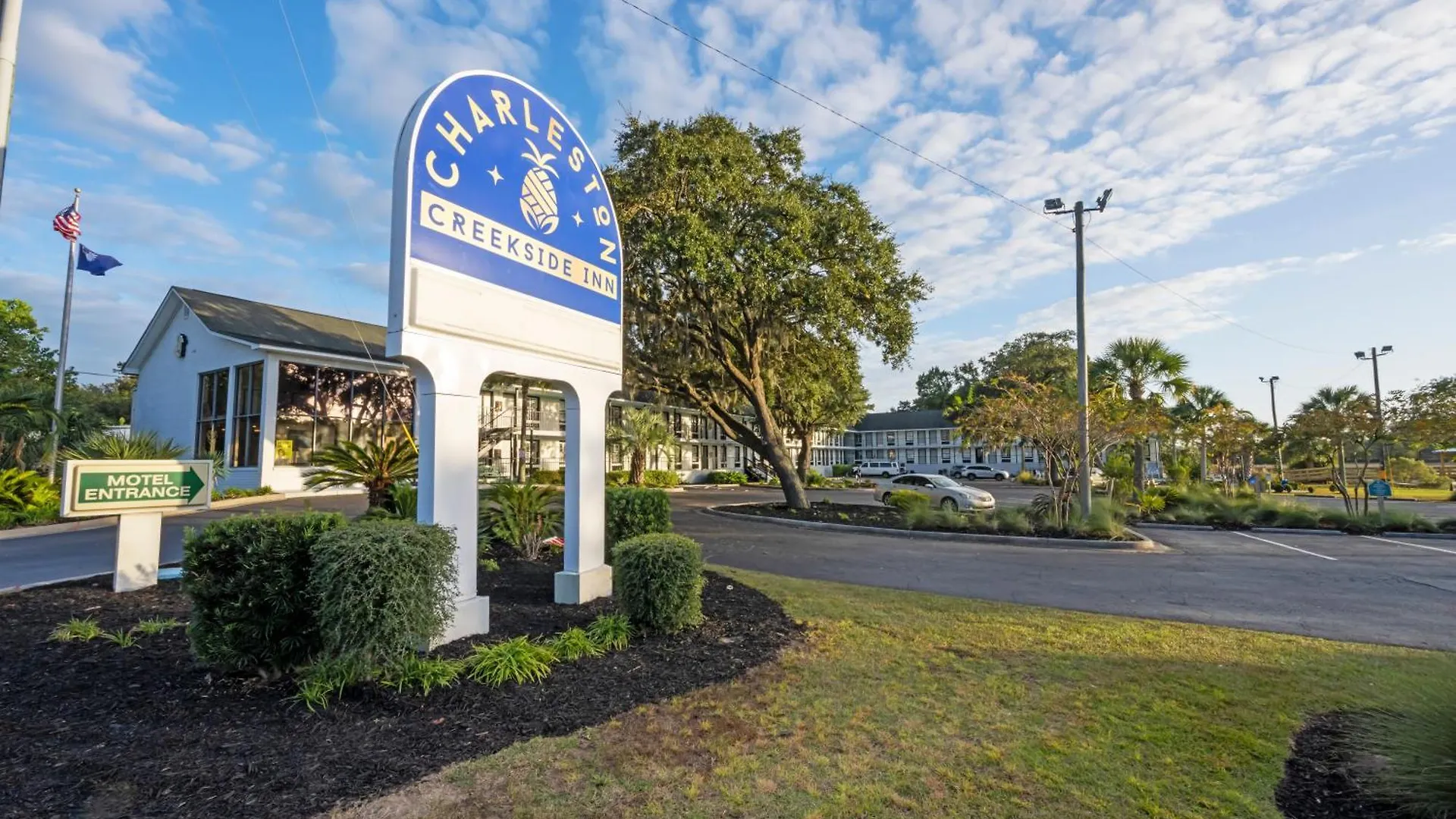 Motel Creekside 3*