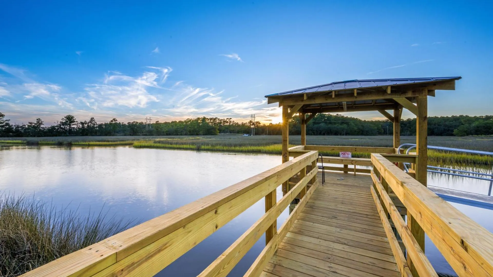 Creekside 3*
