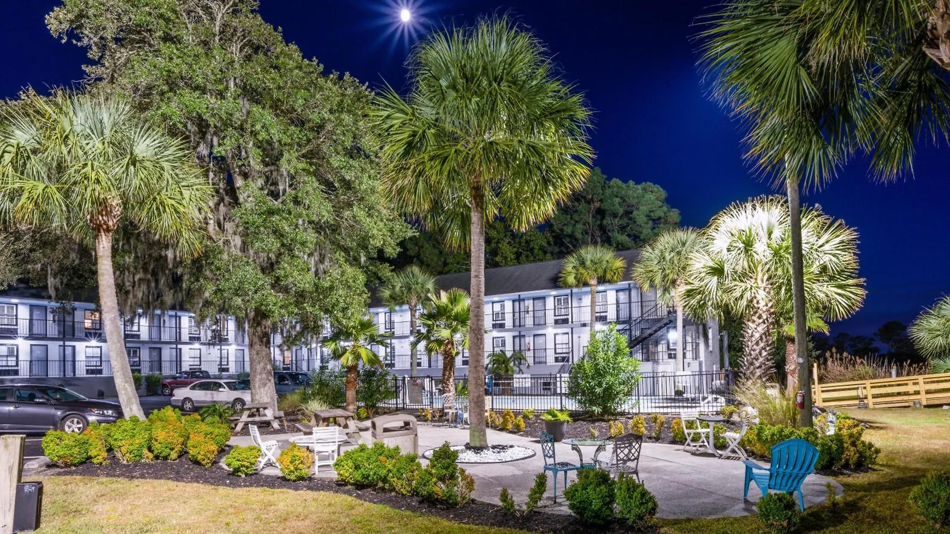 Creekside Motel