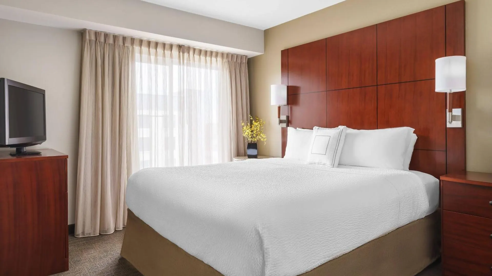 Hotel By Marriott Charleston North/ashley Phosphate 3*
