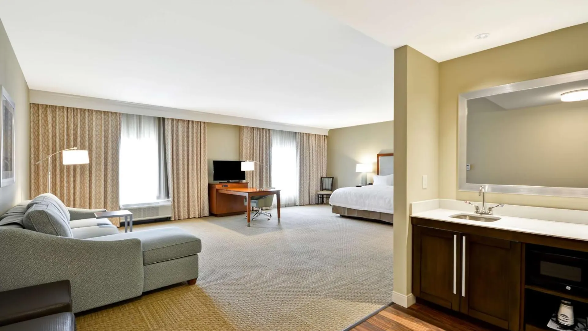 Hotel Hampton & Charleston Airport North Charleston