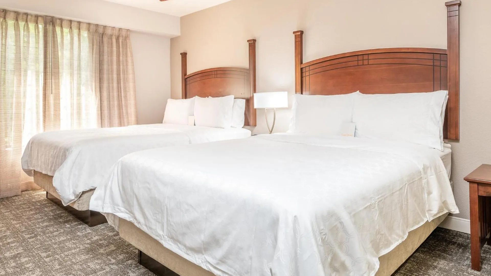 מלון Staybridge By Ihg