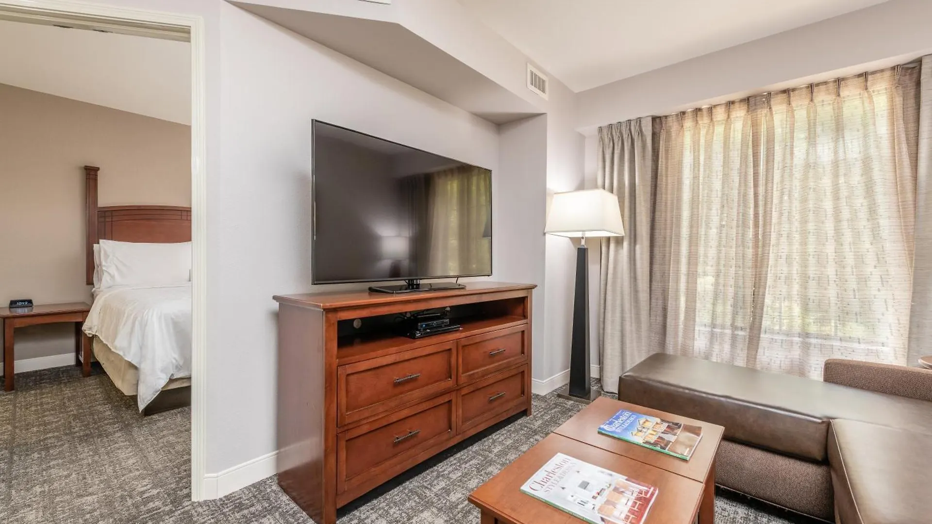 מלון Staybridge By Ihg 3*