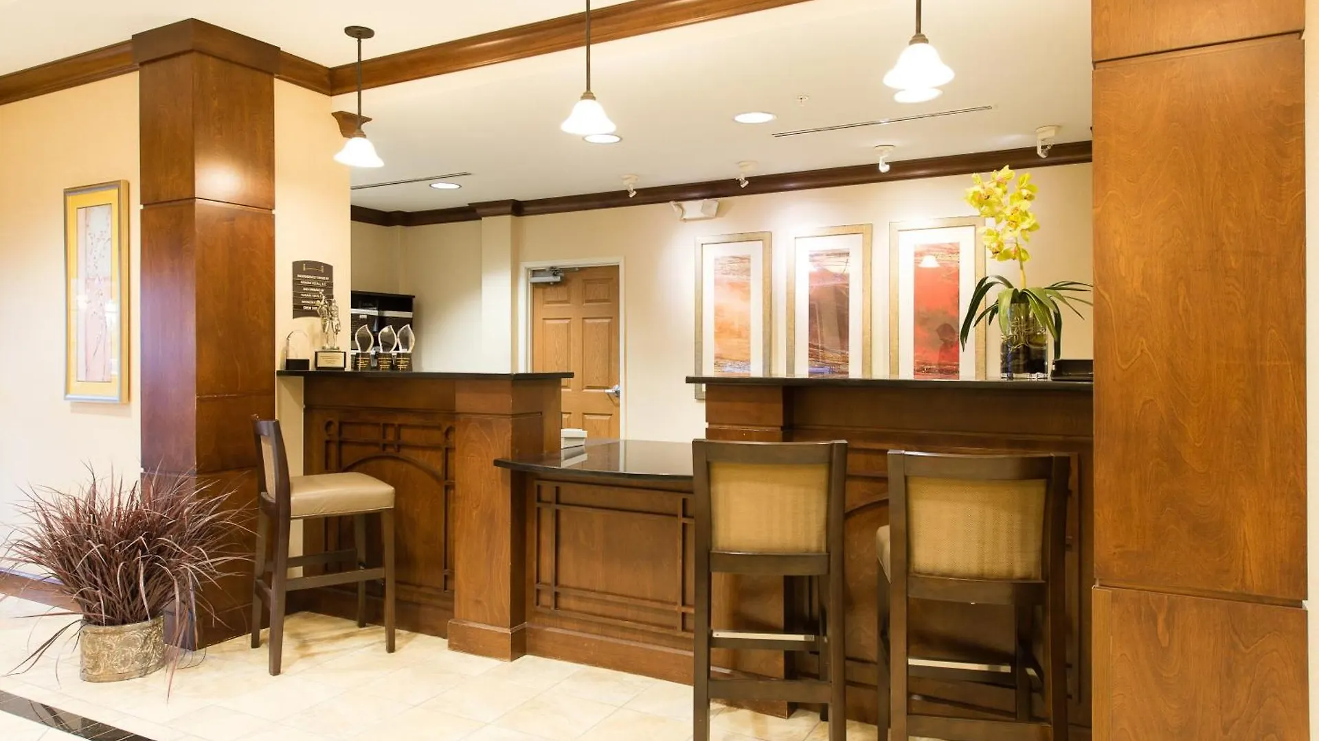 Staybridge By Ihg 3* נורת' צ'רלסטון