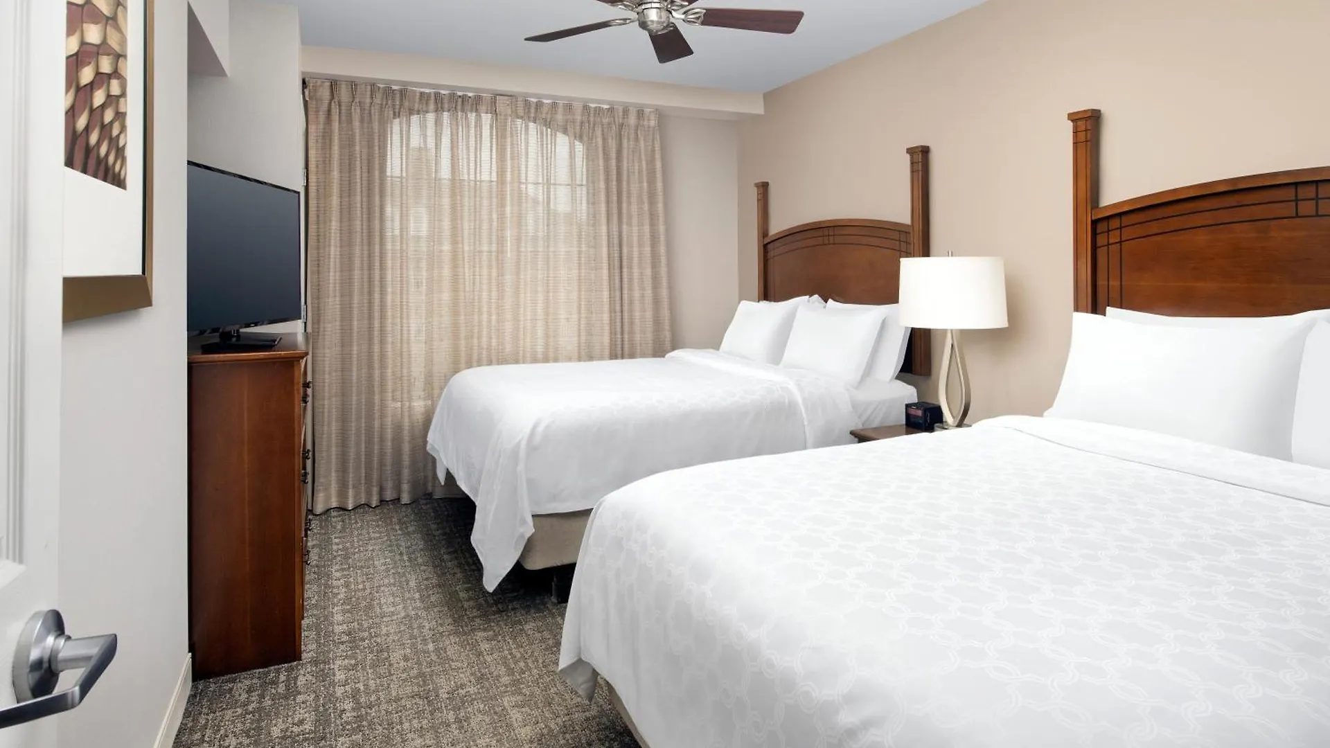 Staybridge By Ihg מלון נורת' צ'רלסטון