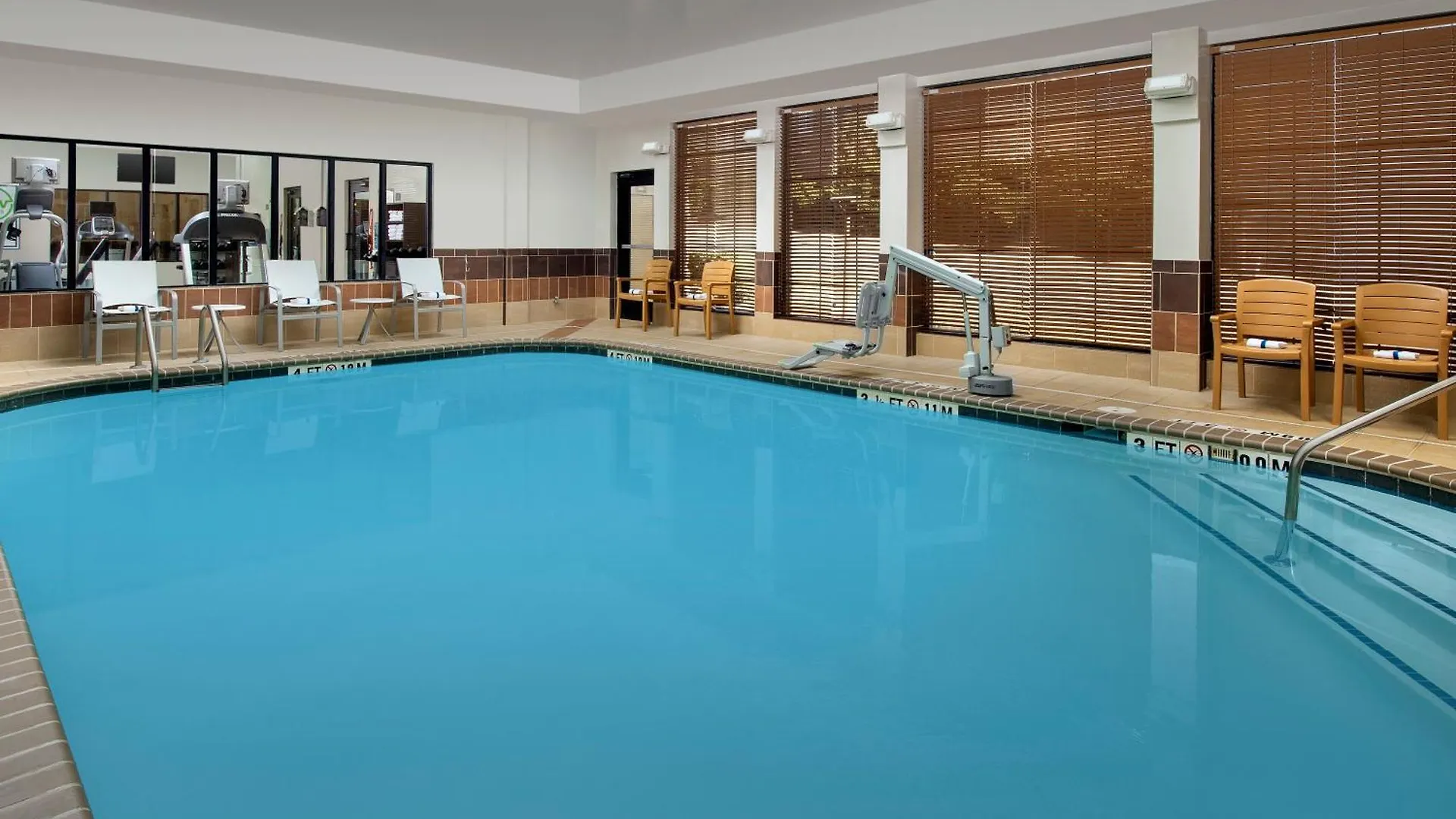 Staybridge By Ihg מלון נורת' צ'רלסטון