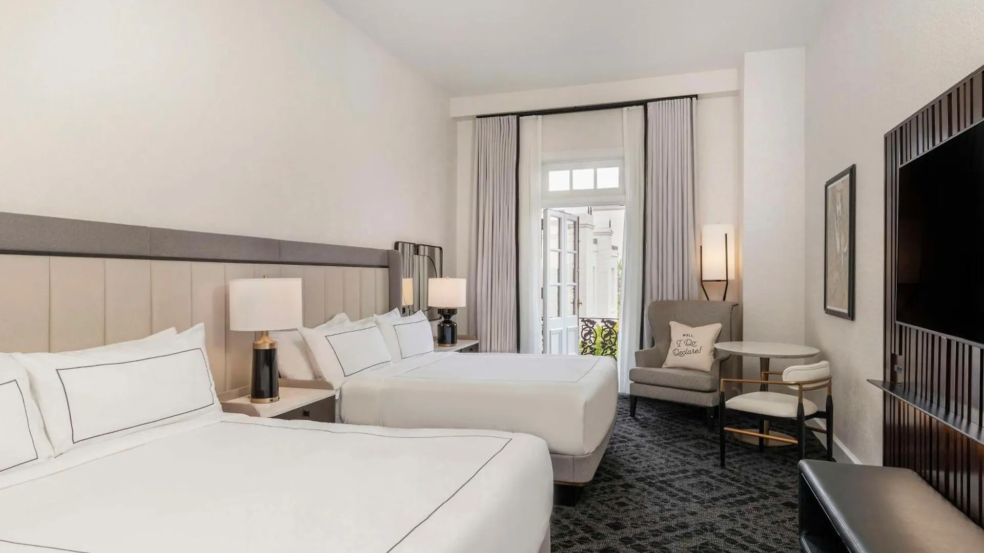 Mills House Charleston, Curio Collection By Hilton
