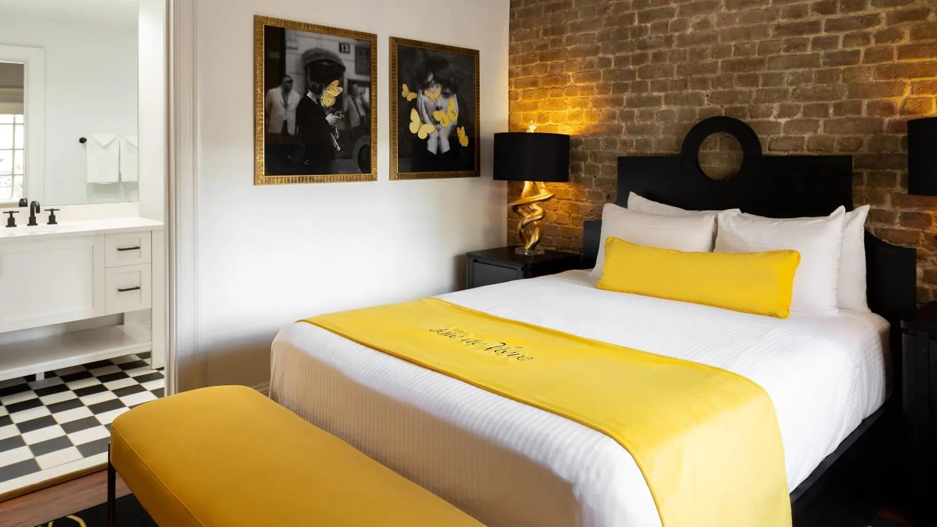 The Vendue, Downtown Art Hotel