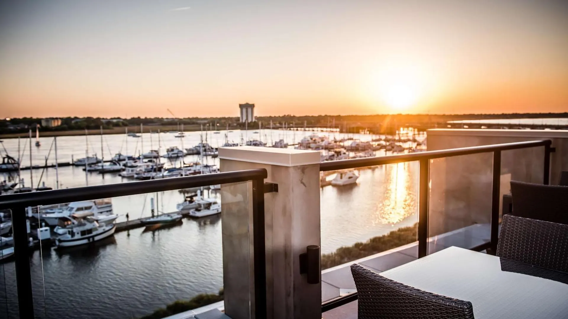 Hilton Garden Waterfront/downtown Hotel Charleston
