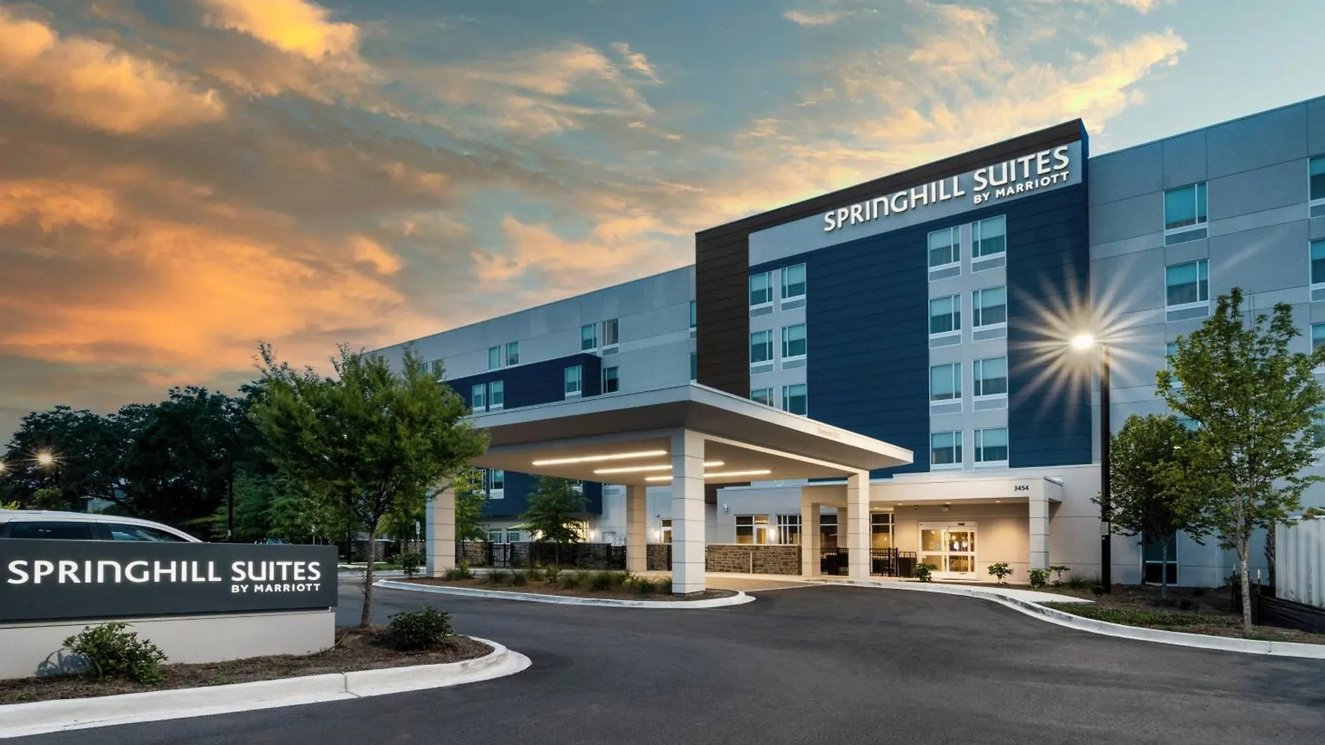 Springhill By Marriott Charleston Airport & Convention Center Hotel