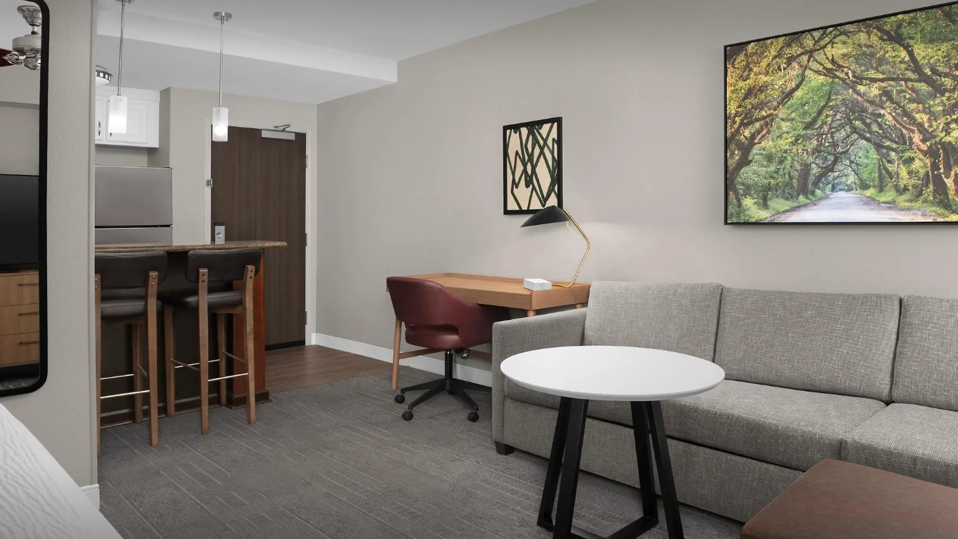 Staybridge By Ihg מלון