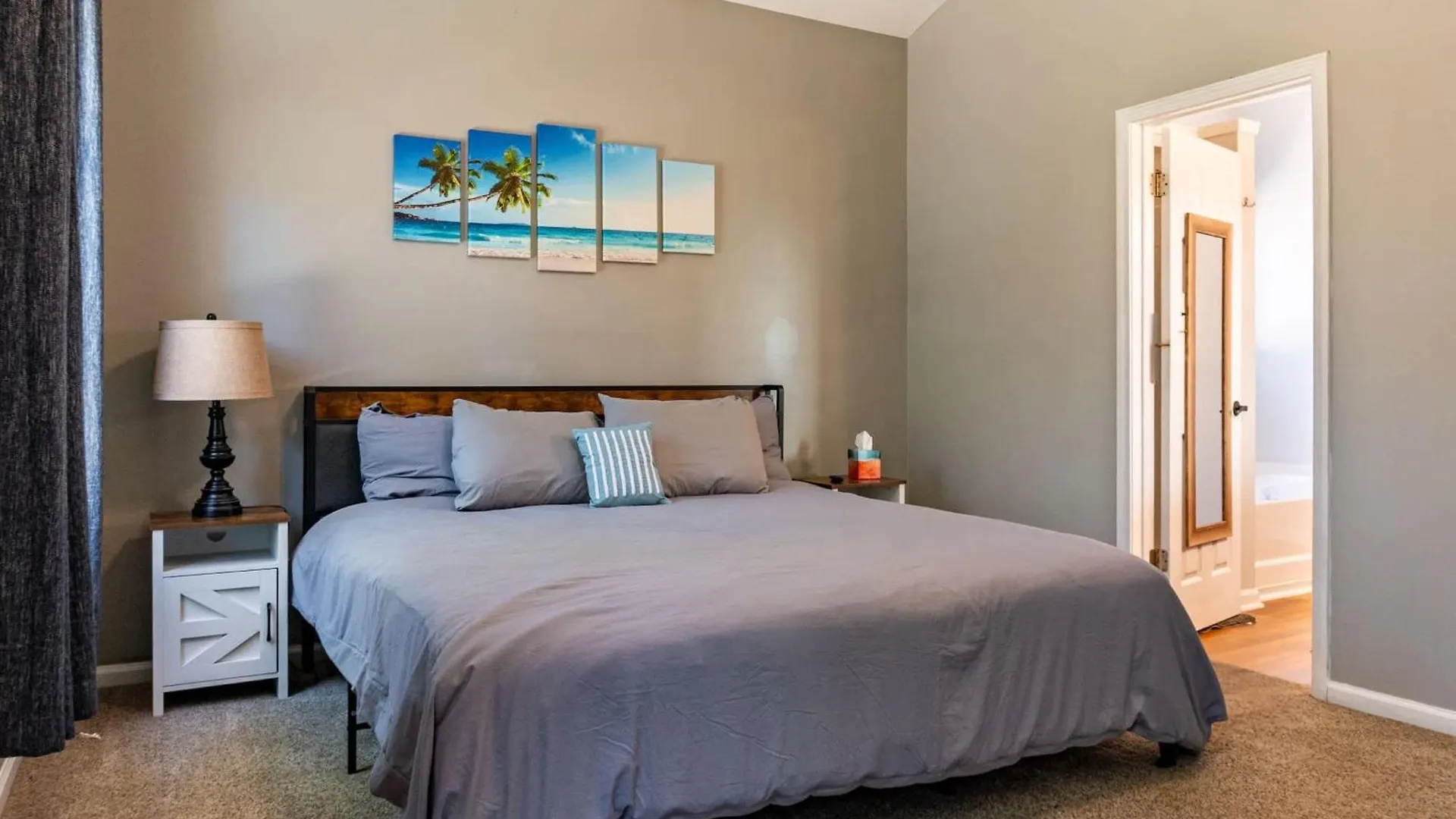 3br Retreat With Fenced Backyard And Near Beaches * Charleston