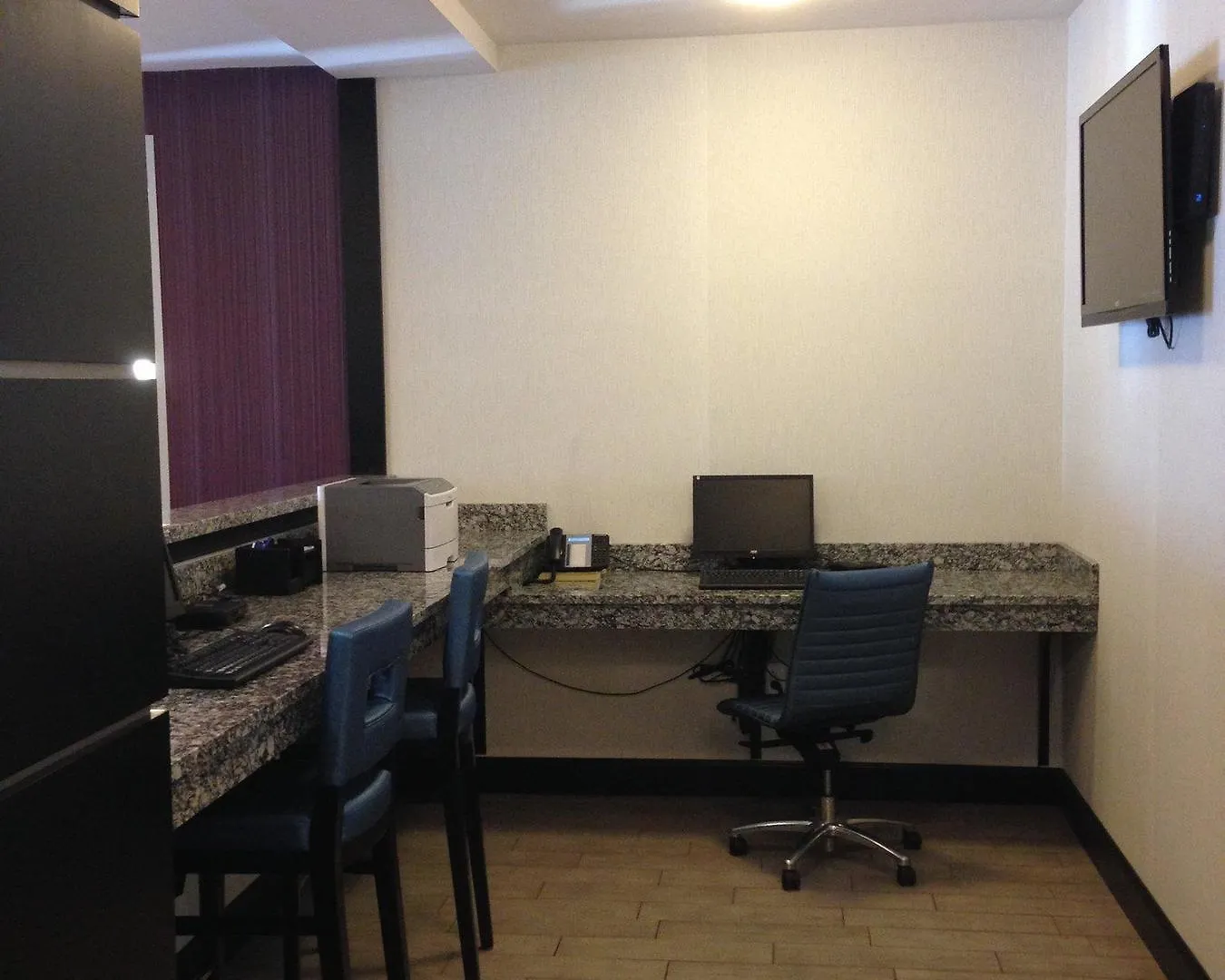 Express & Charleston Arpt-conv Ctr Area By Ihg Βόρειο Τσάρλεστον