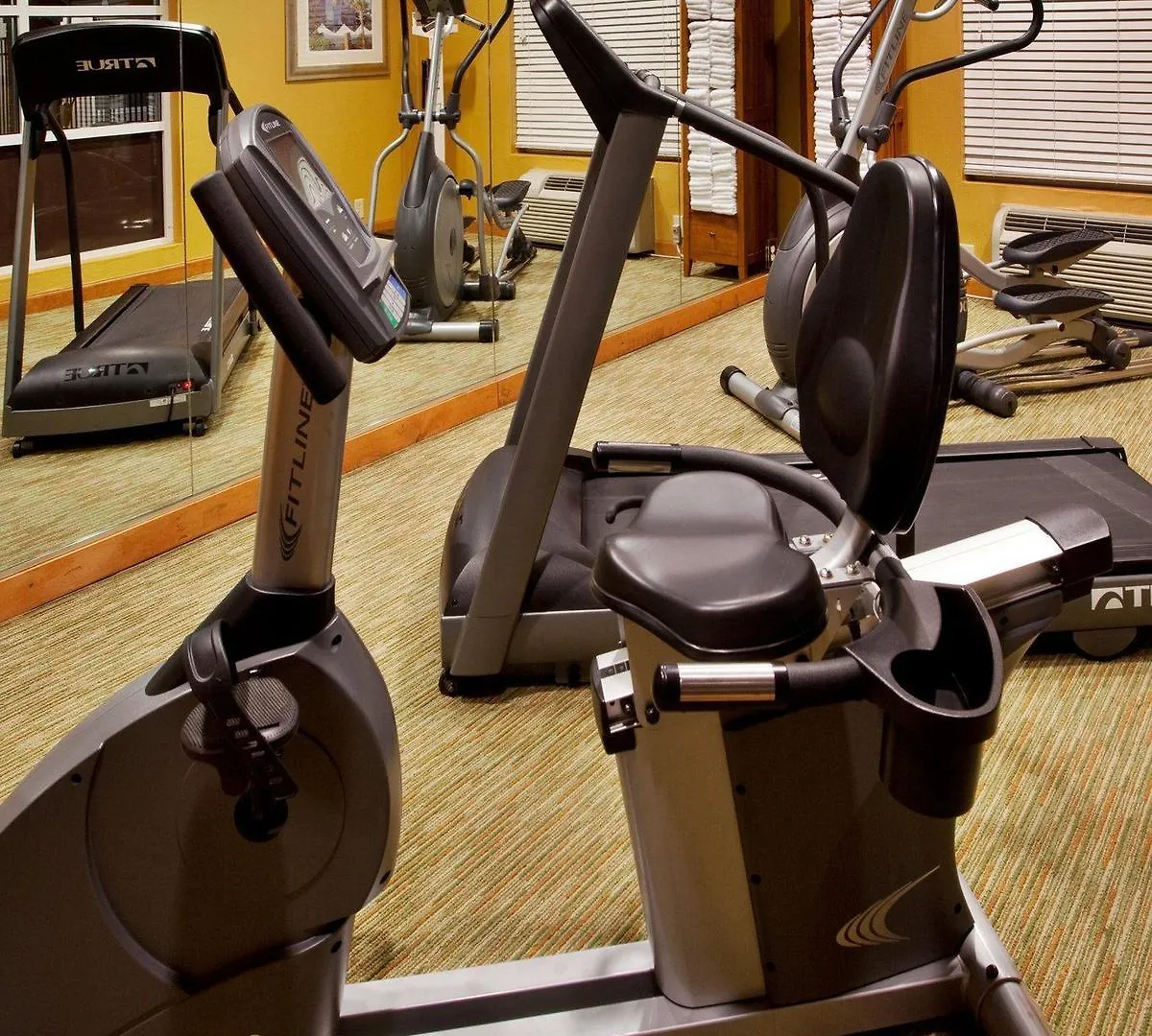 Express & Charleston - North By Ihg North Charleston