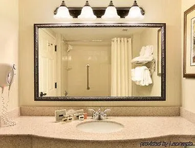 Hotel Wingate By Wyndham Charleston Southern 3*