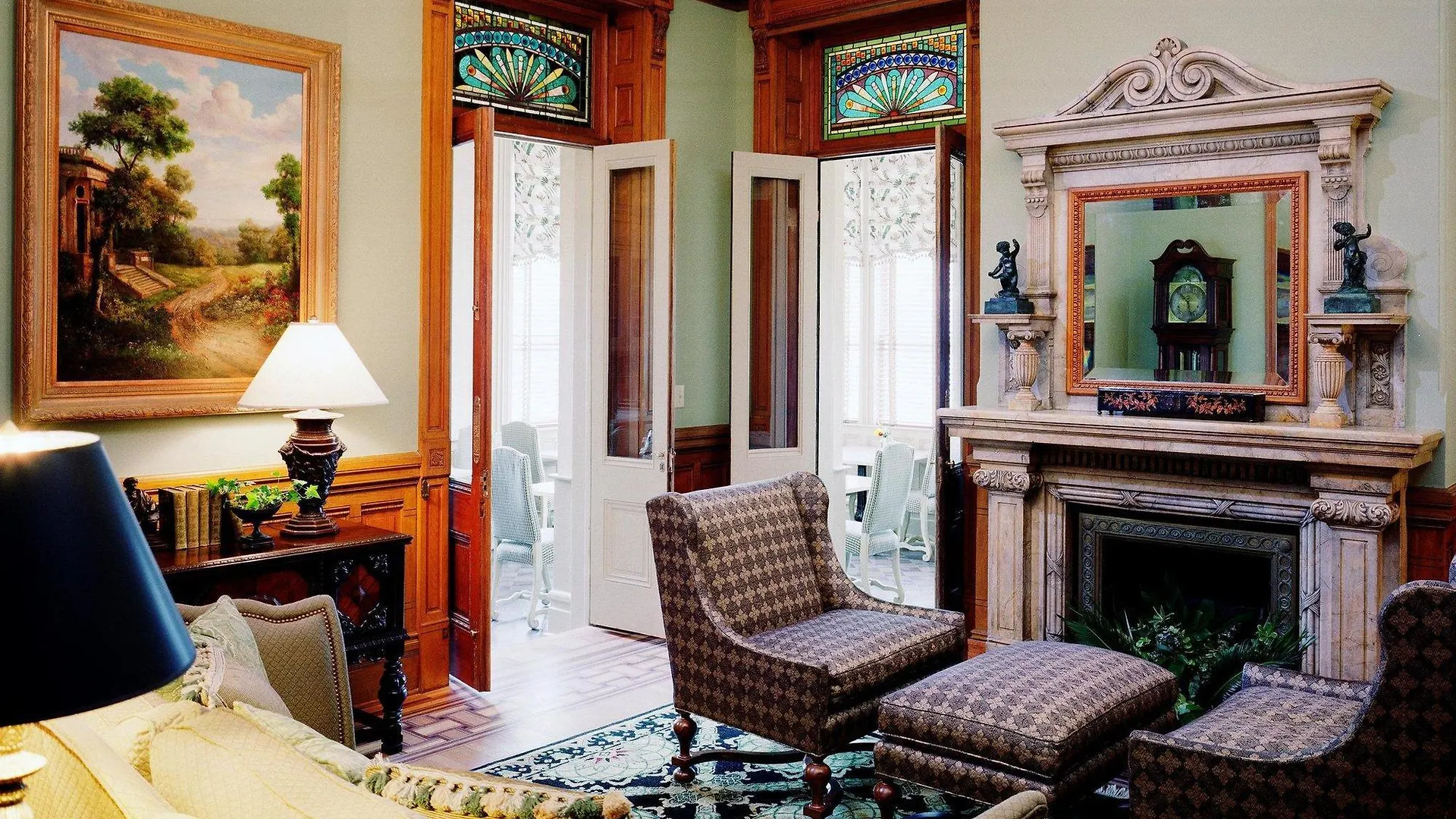 Wentworth Mansion Hotel