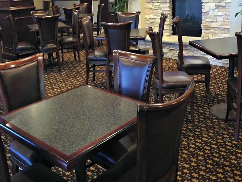 Wingate By Wyndham Charleston Southern 3*