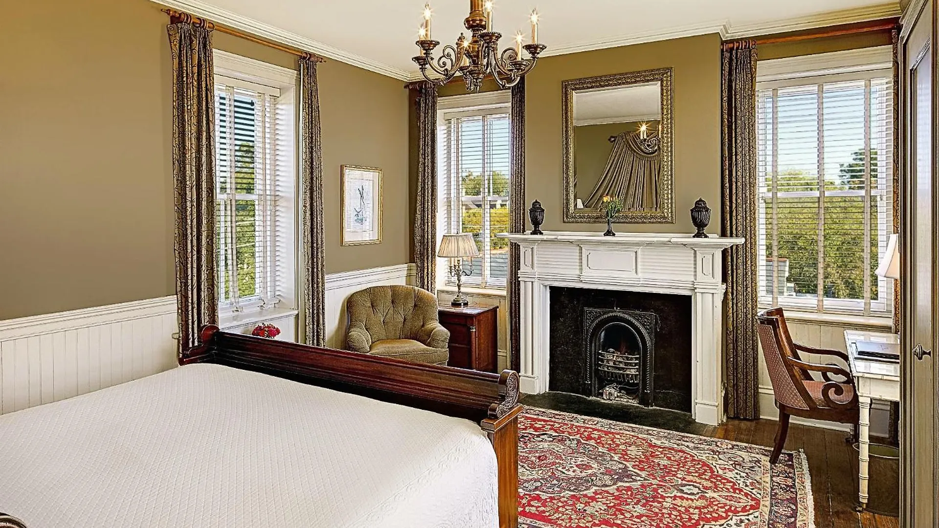 Hotel Wentworth Mansion