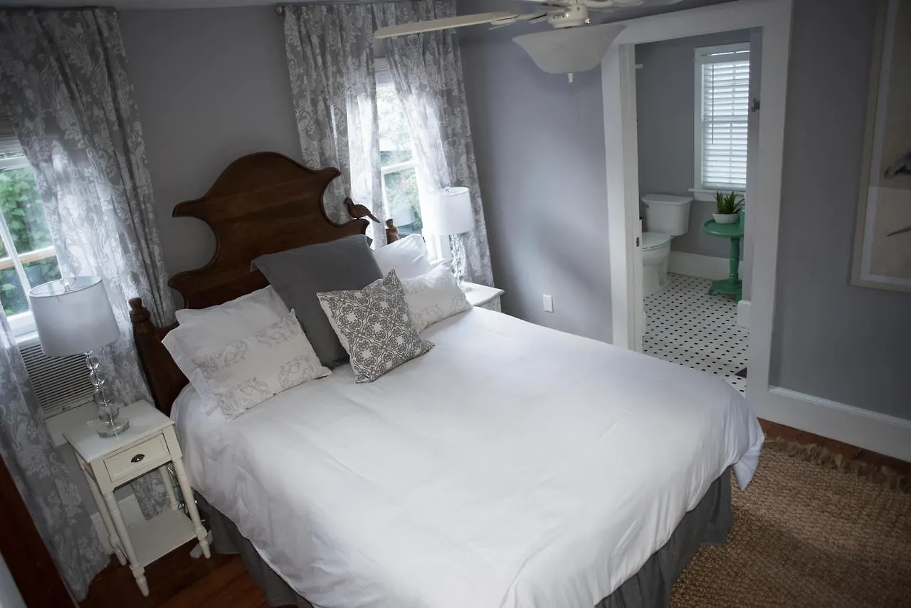 Suites On Cannon Apartment Charleston