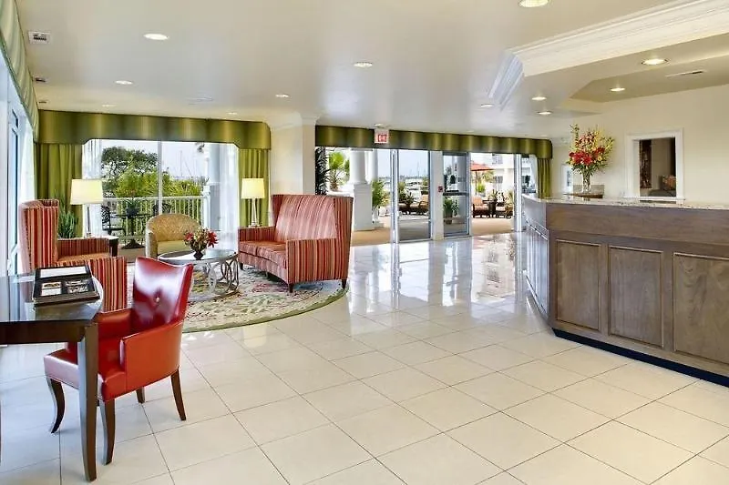 Courtyard Waterfront 3* Charleston