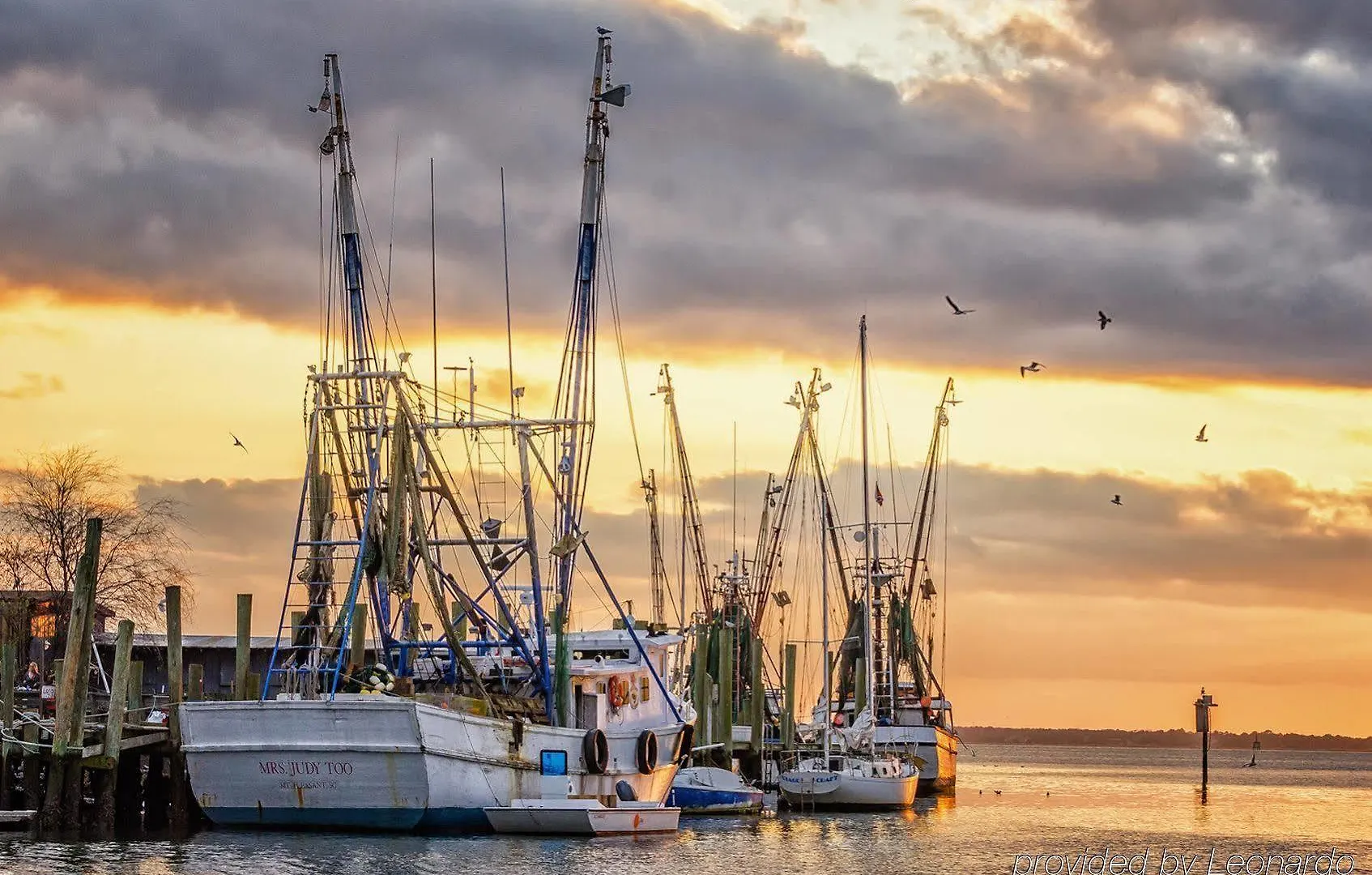 Hotel Shem Creek 3*