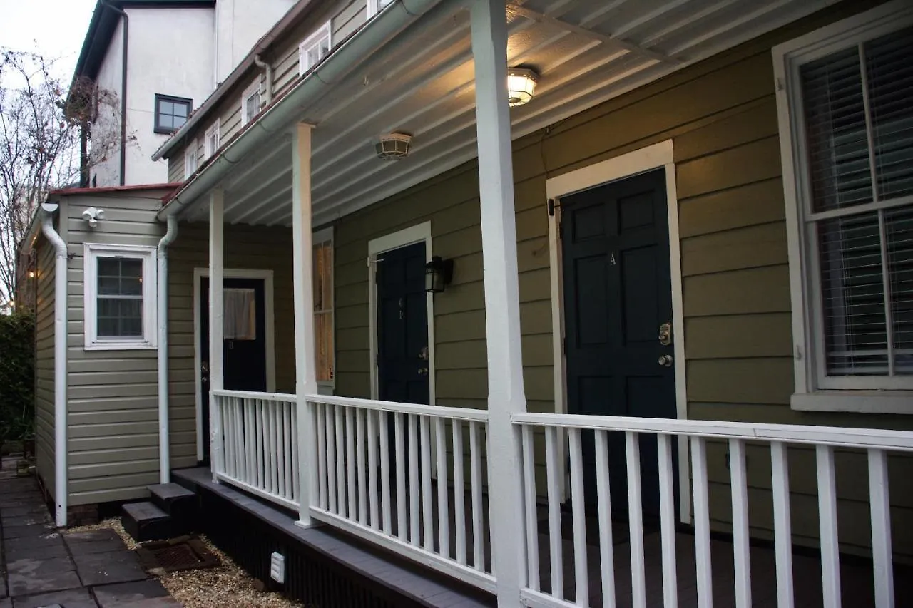 Suites On Cannon Apartment *