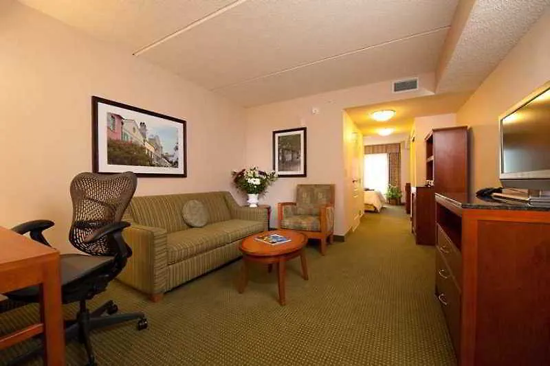 Hotel Hilton Garden Charleston Airport 3*