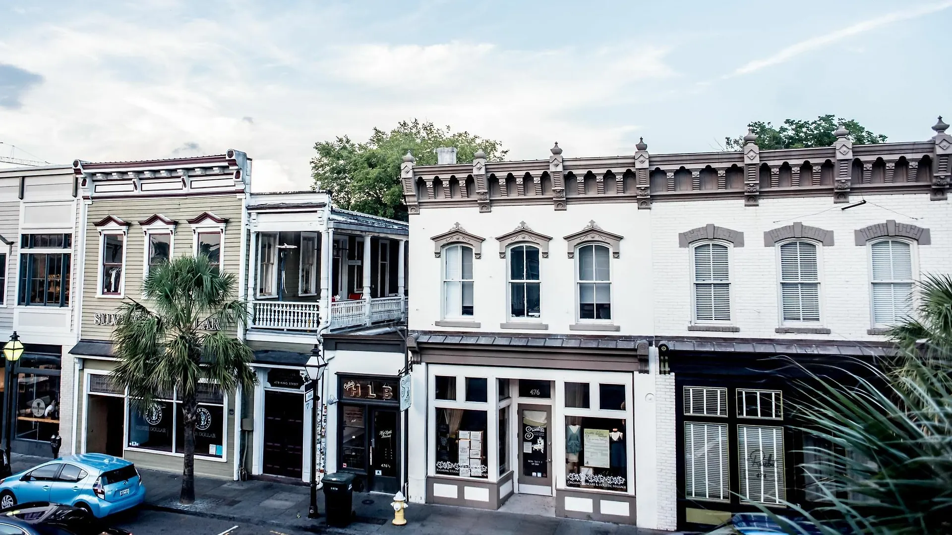 493 King Two Bedroom Hotel