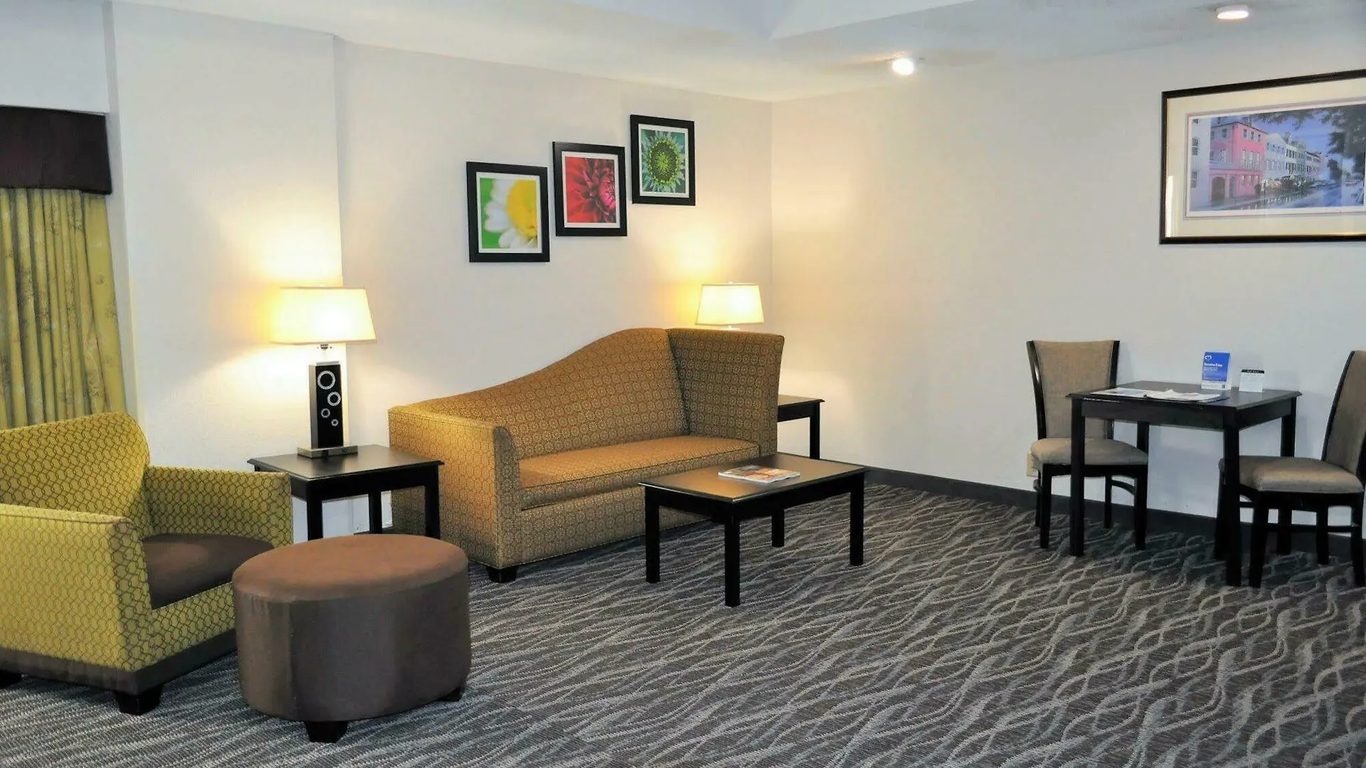Comfort Downtown Charleston