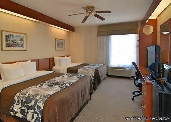 Gasthof Sleep - West Ashley 2*