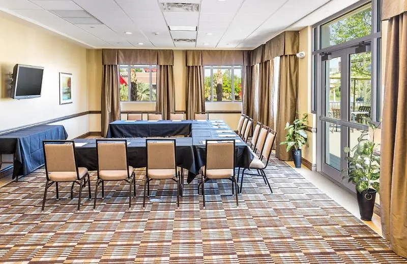 Express & Dwtn -westedge By Ihg